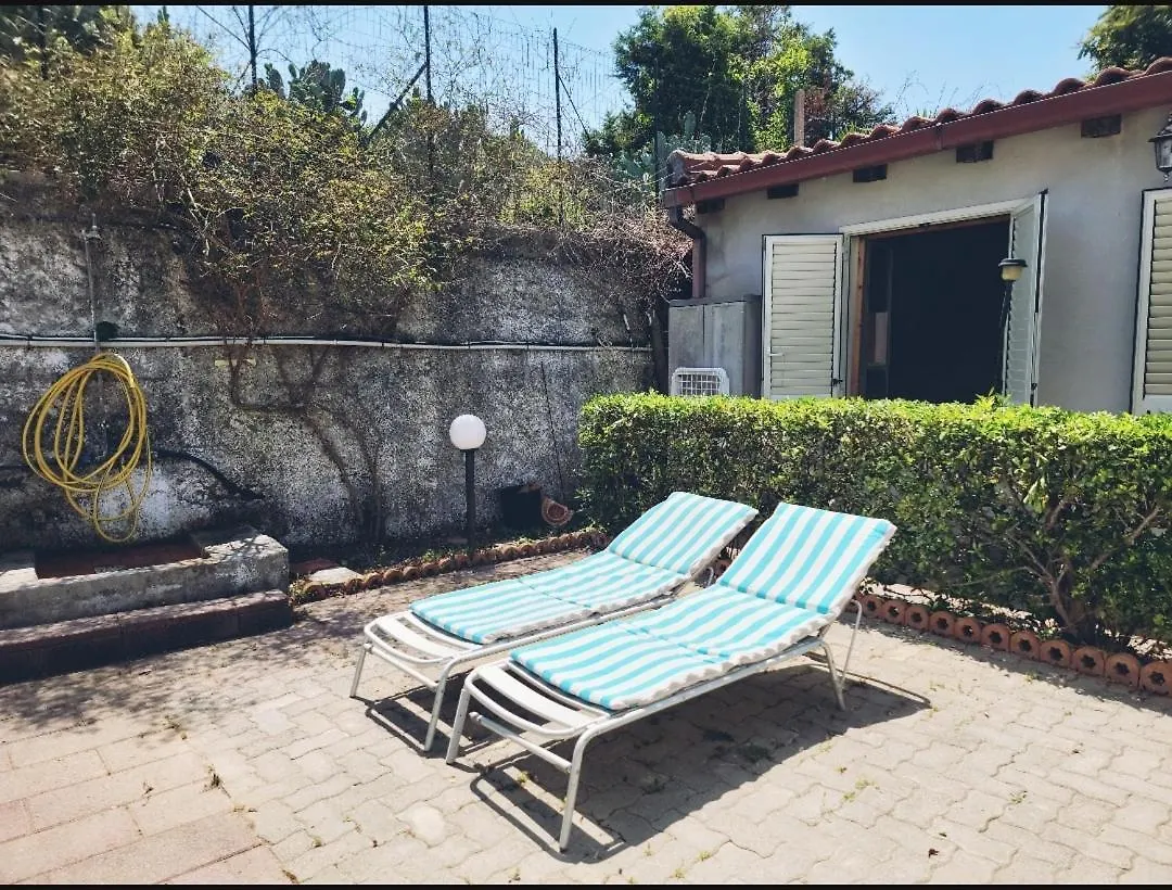 Chalet Il Nido Di Mortelle I Villa Messina Italy